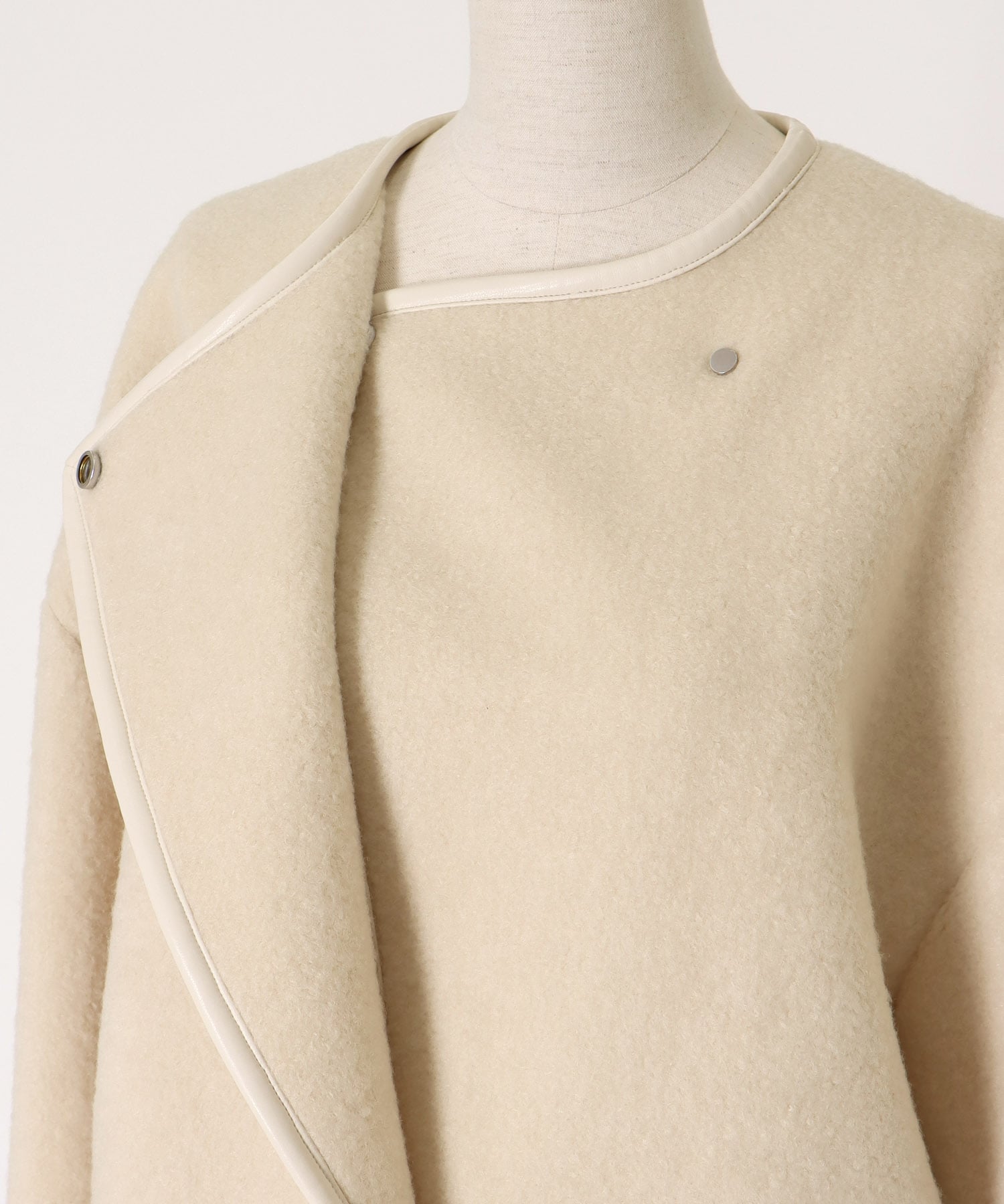 piping boa coat