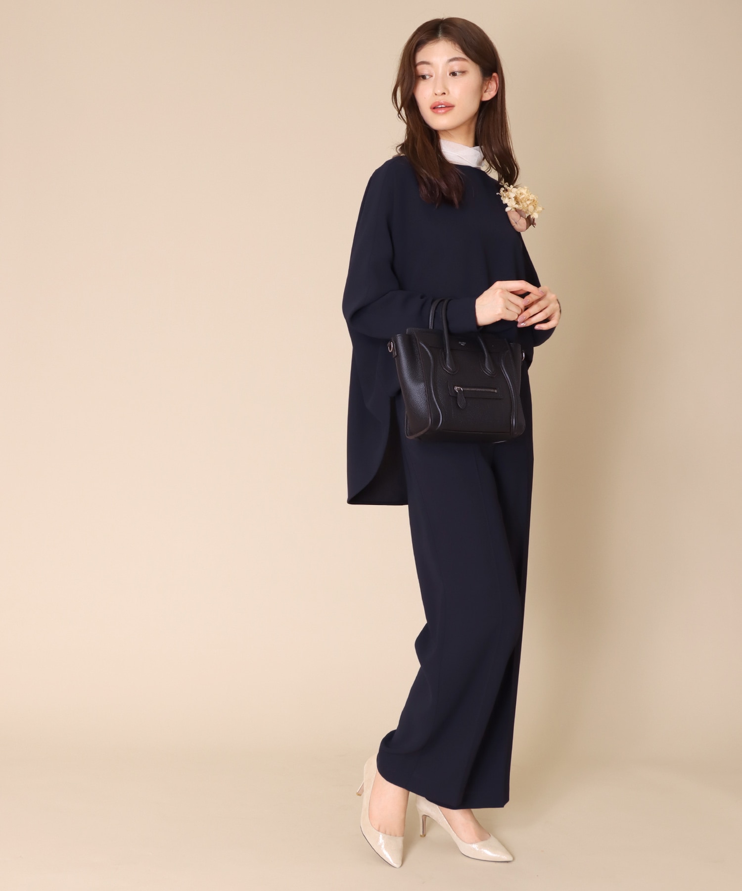 ブラウス×セミワイドパンツセットアップ | AND ON JIONE STORE