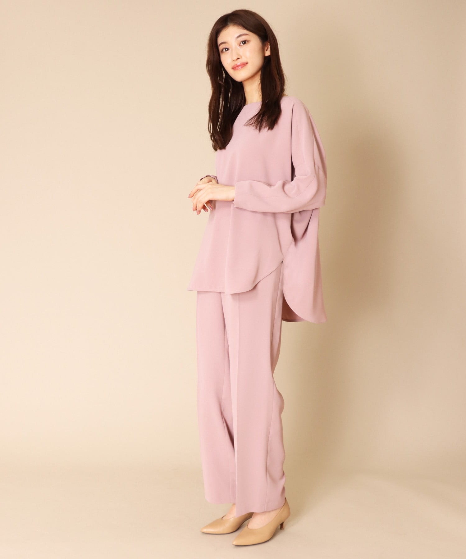 ブラウス×セミワイドパンツセットアップ | AND ON JIONE STORE