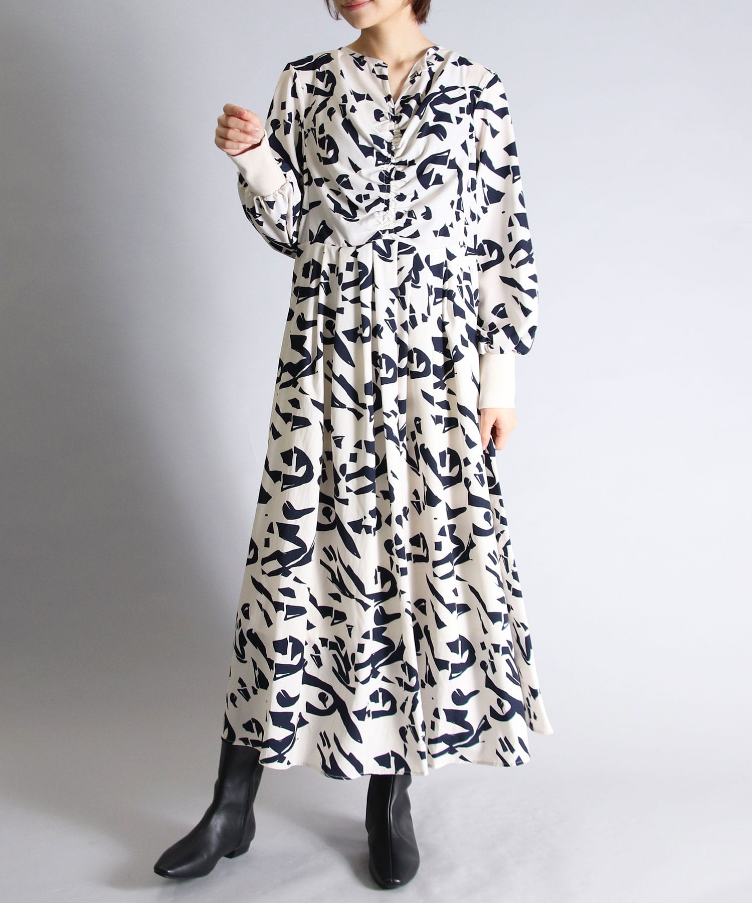 Sugar Rose シュガーローズ 幾何学柄プリントワンピース On Jione Store アンドオン ジオン商事公式オンラインストア Sugar Rose シュガーローズ 幾何学柄プリントワンピース On Jione Store アンドオン ジオン商事公式オンラインストア