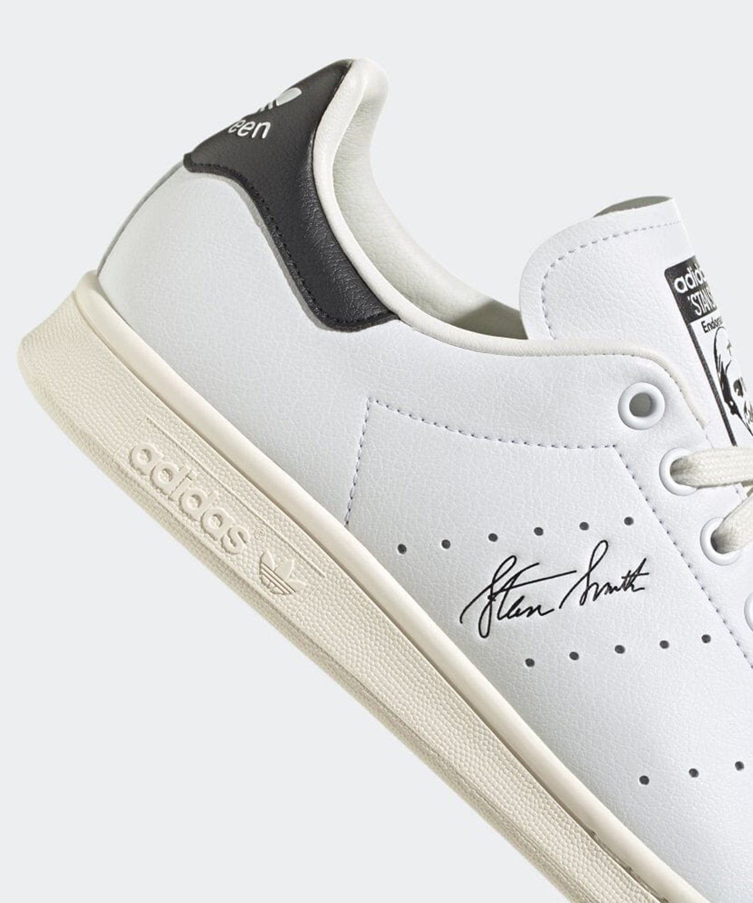 adidas originals / アディダスオリジナルス】ディズニー Disney STAN