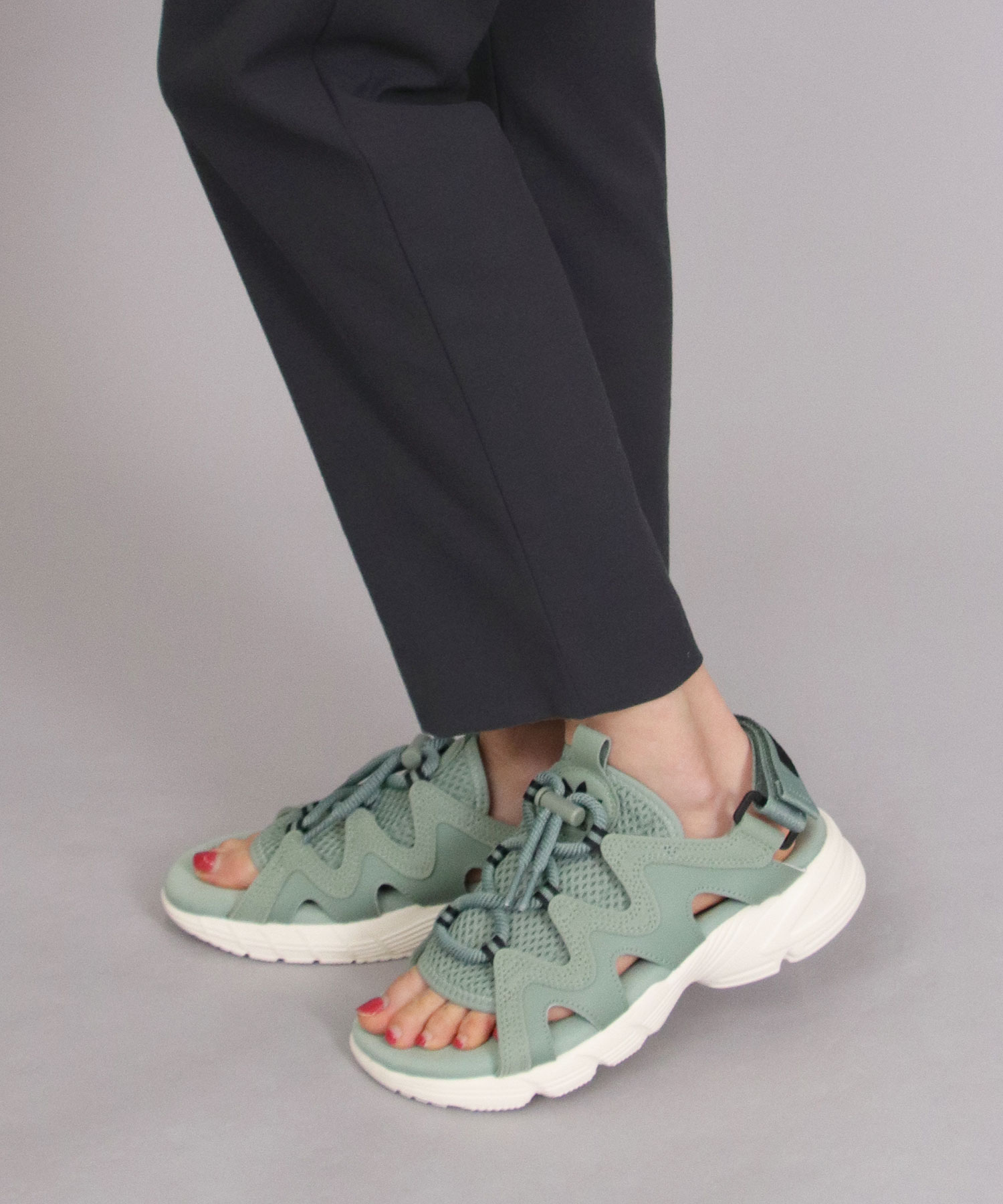 adidas/アディダス】 ASTIR SNDL W HP9569/06412 | AND ON JIONE STORE