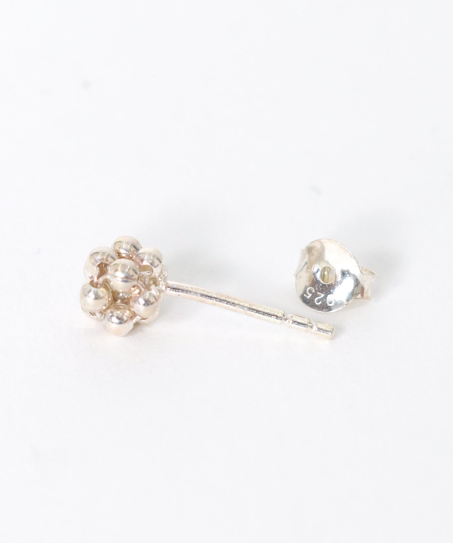Az/アズ】ボールモチーフピアス | AND ON JIONE STORE(アンドオン