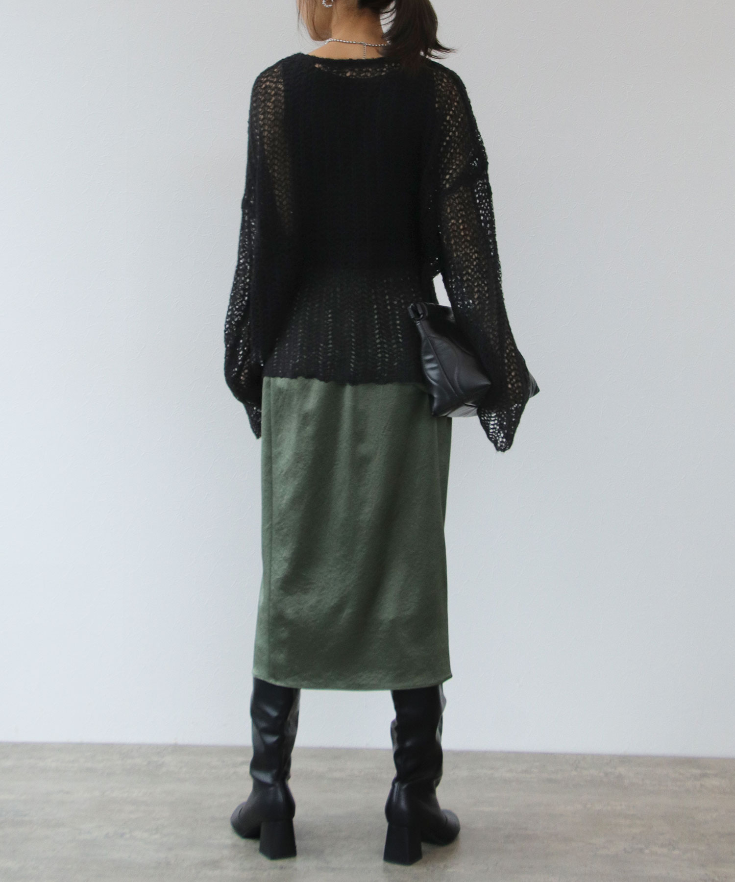 カラーモヘアメッシュ編みニットプルオーバー