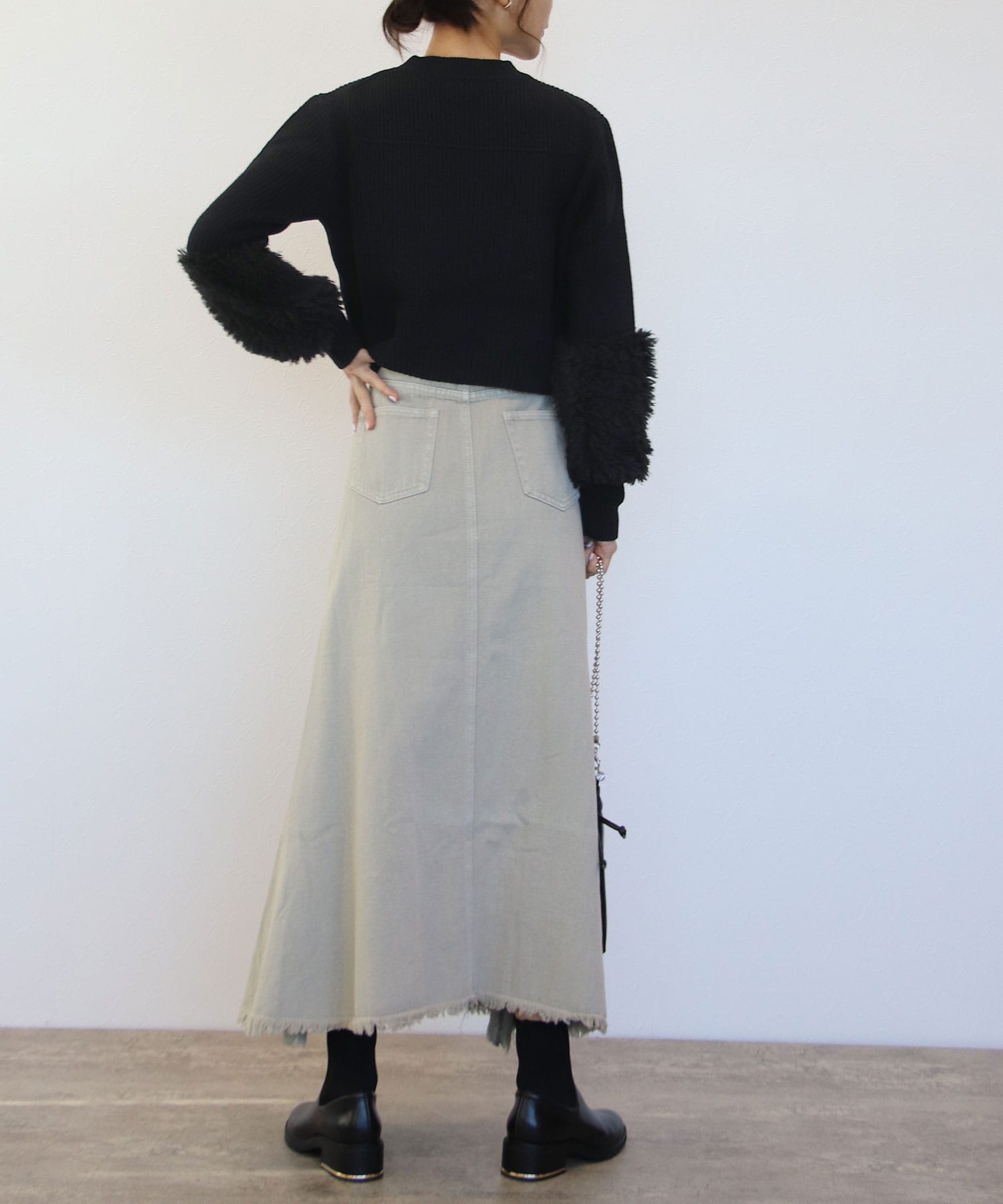 【VERSEAU/ヴェルソー】プードルファー切替えクロップドニット
