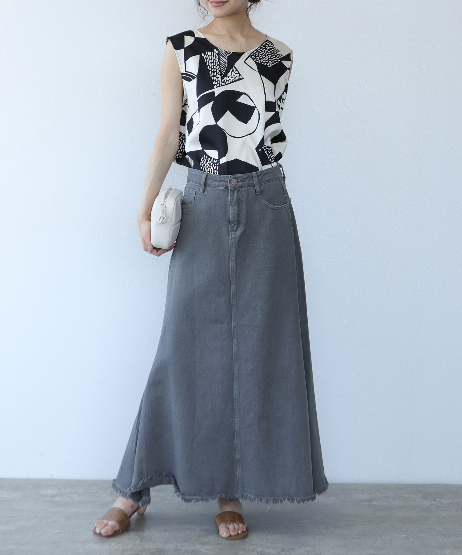 CHIGNON/シニヨン】前後2WAYアート柄ブラウス≪セット着用可