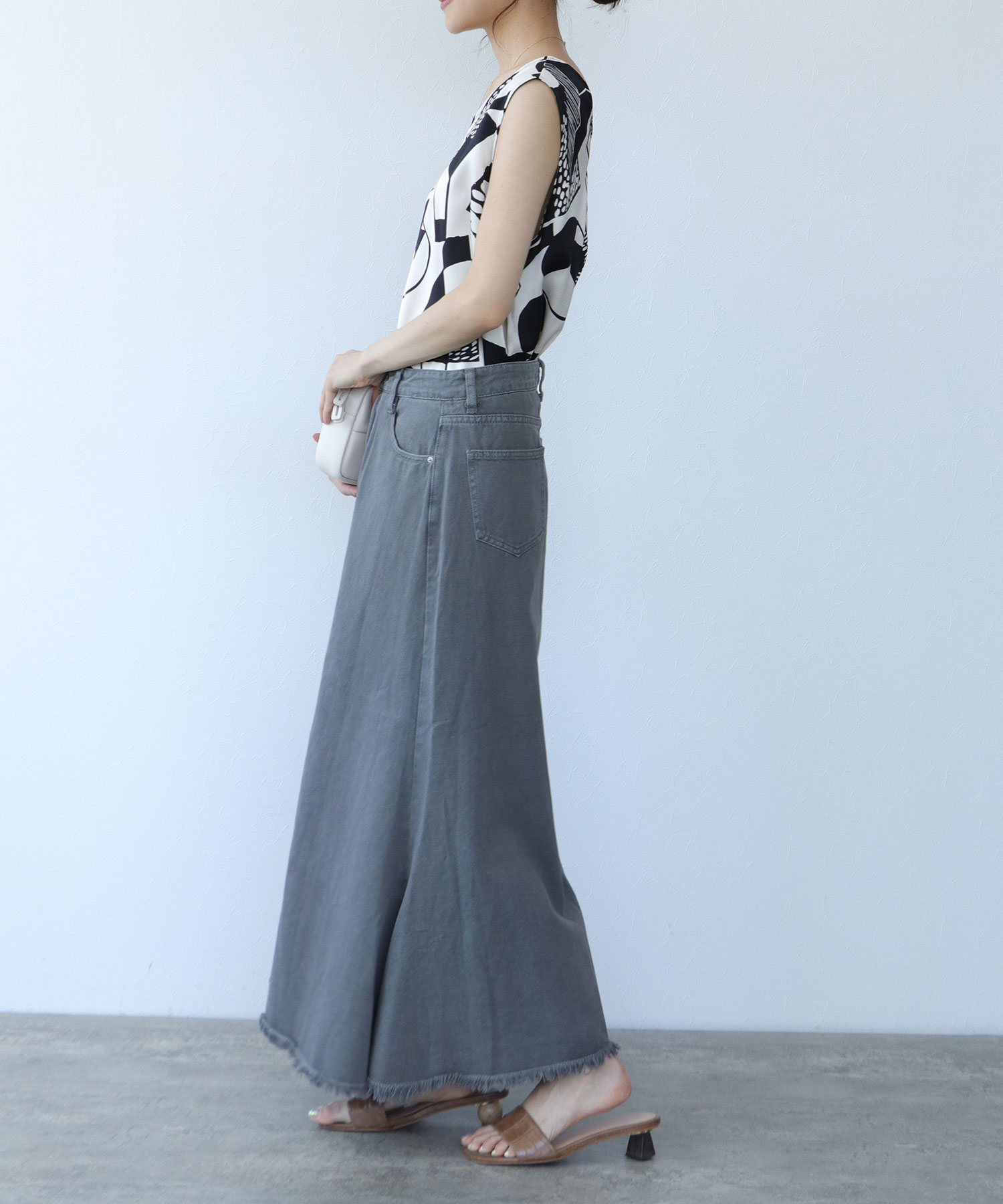 【CHIGNON/シニヨン】前後2WAYアート柄ブラウス≪セット着用可≫