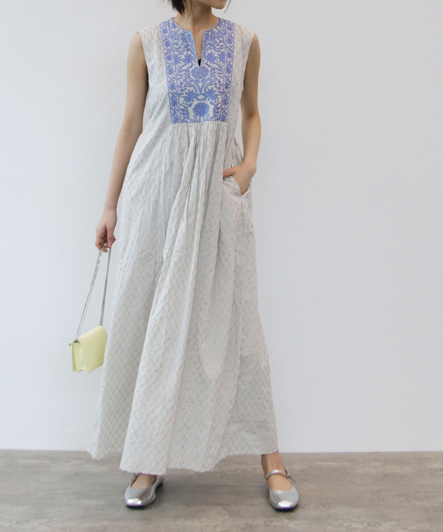 【ne Quittez pas/ヌキテパ】コットンダイヤチェックプリント刺繍ドレス