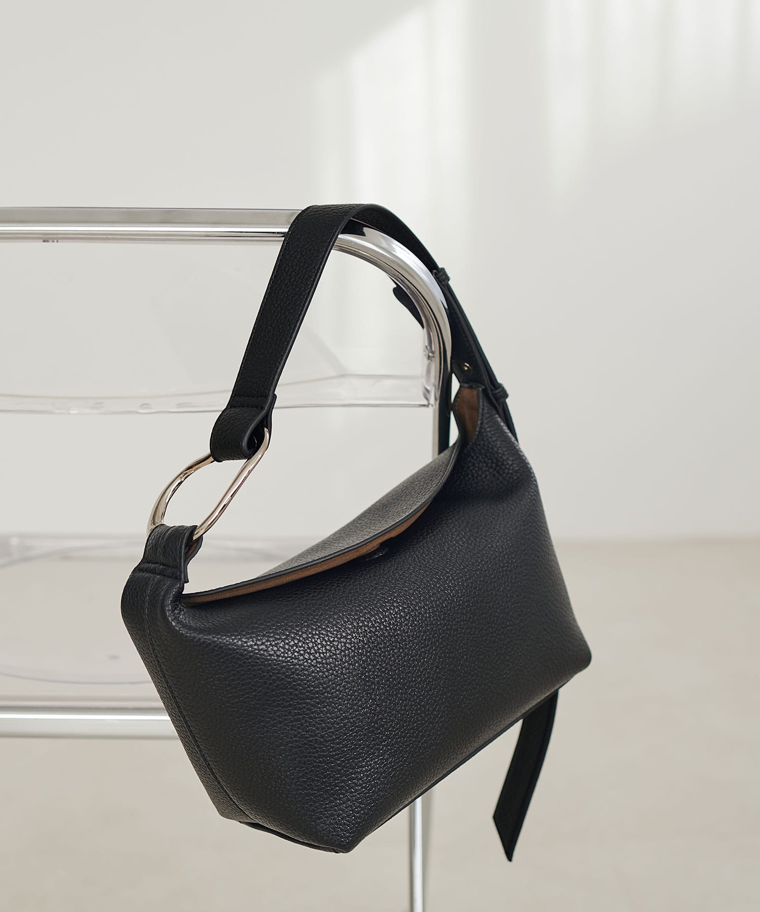 【LE VERNIS/ル ベルニ】POIRE BOX BAG