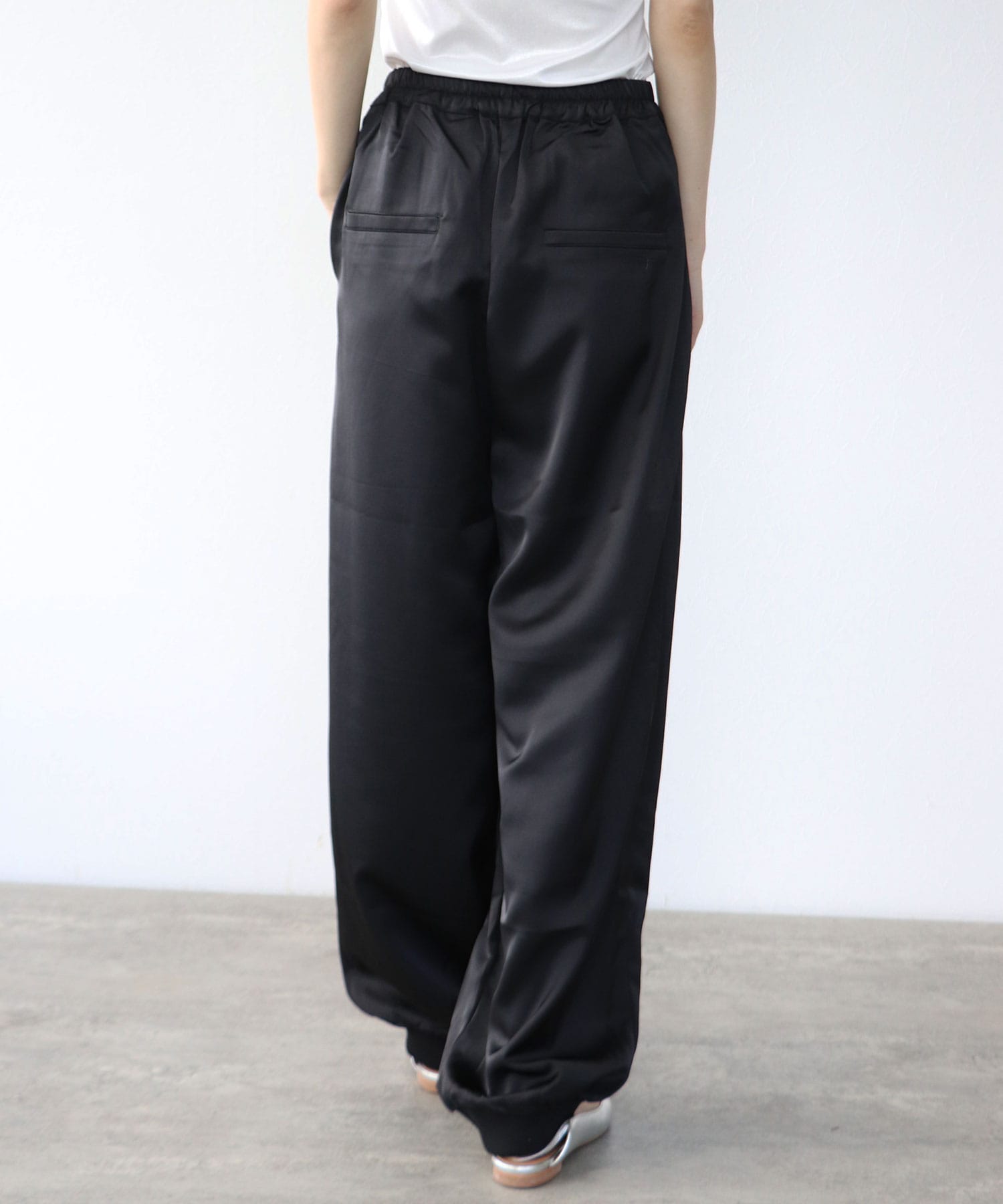 pois ポワサテンジョガーパンツブラック黒新品