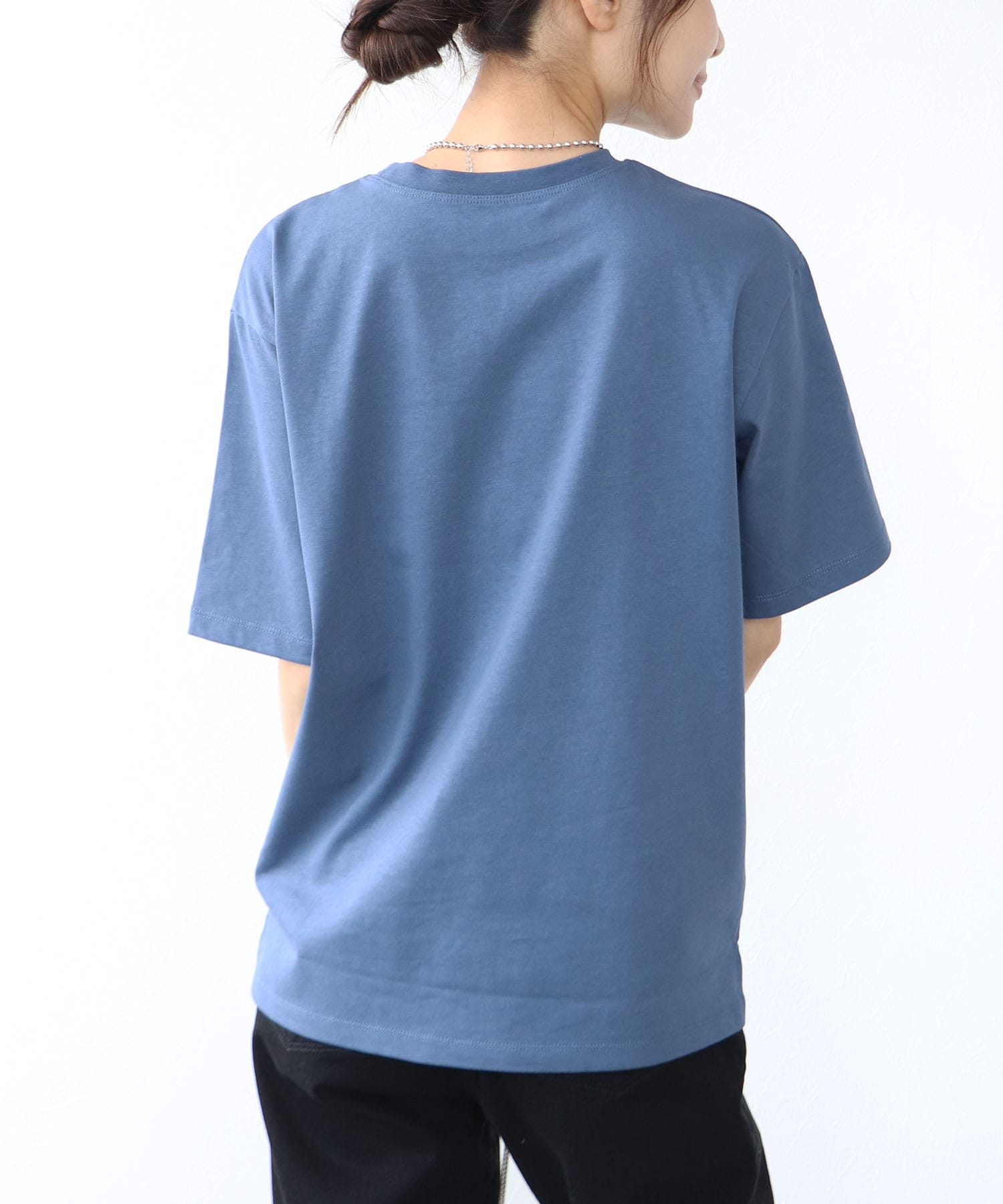 【汗染み防止加工】エンボスロゴTシャツ