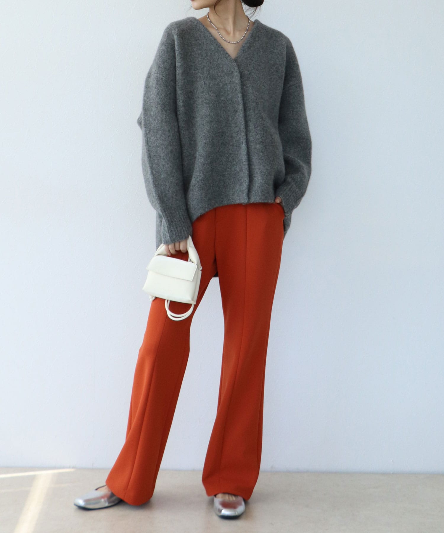 アムンゼンセンターシームフレアパンツ