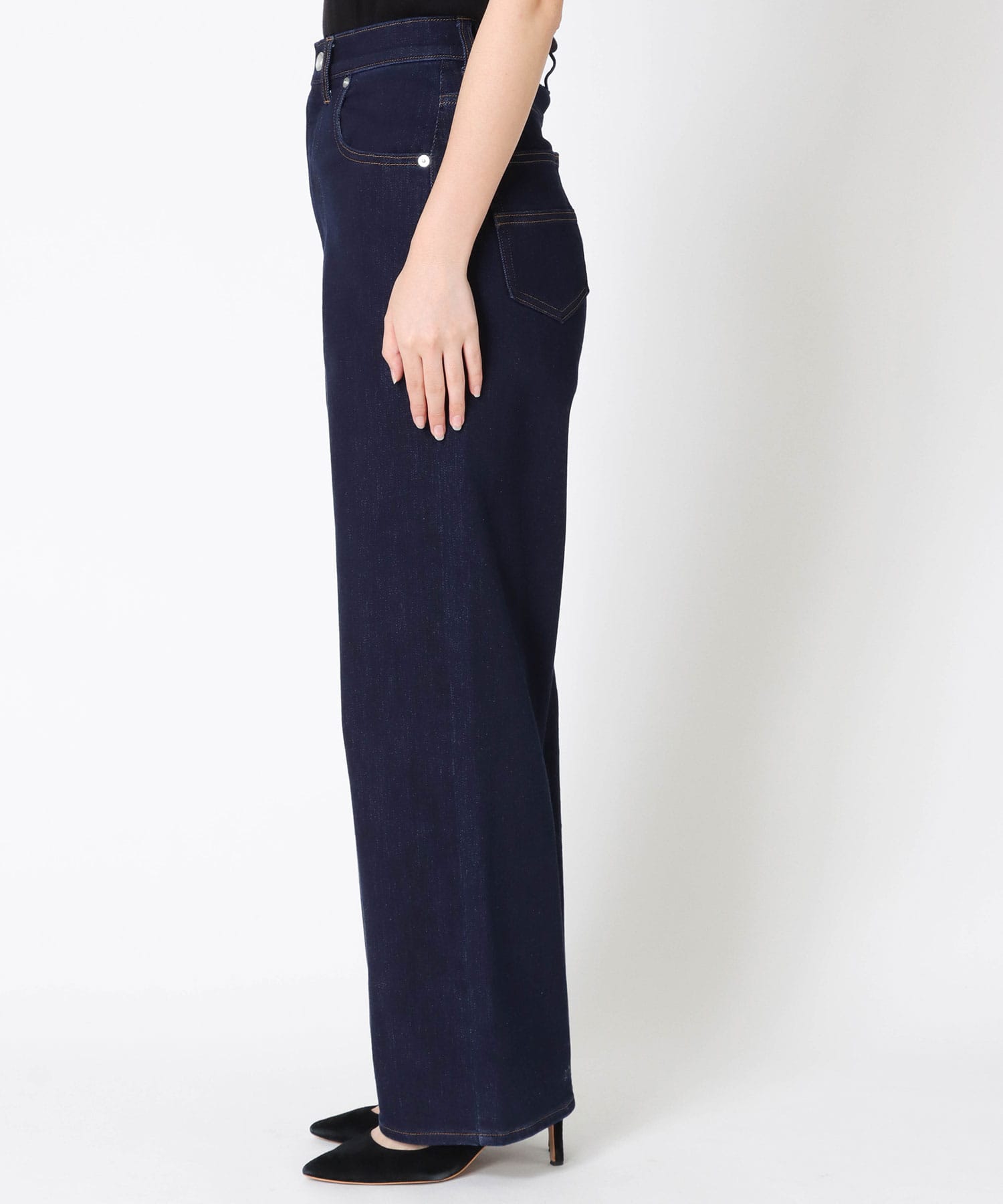 スーパーストレッチセミワイドデニムパンツ | AND ON JIONE STORE 