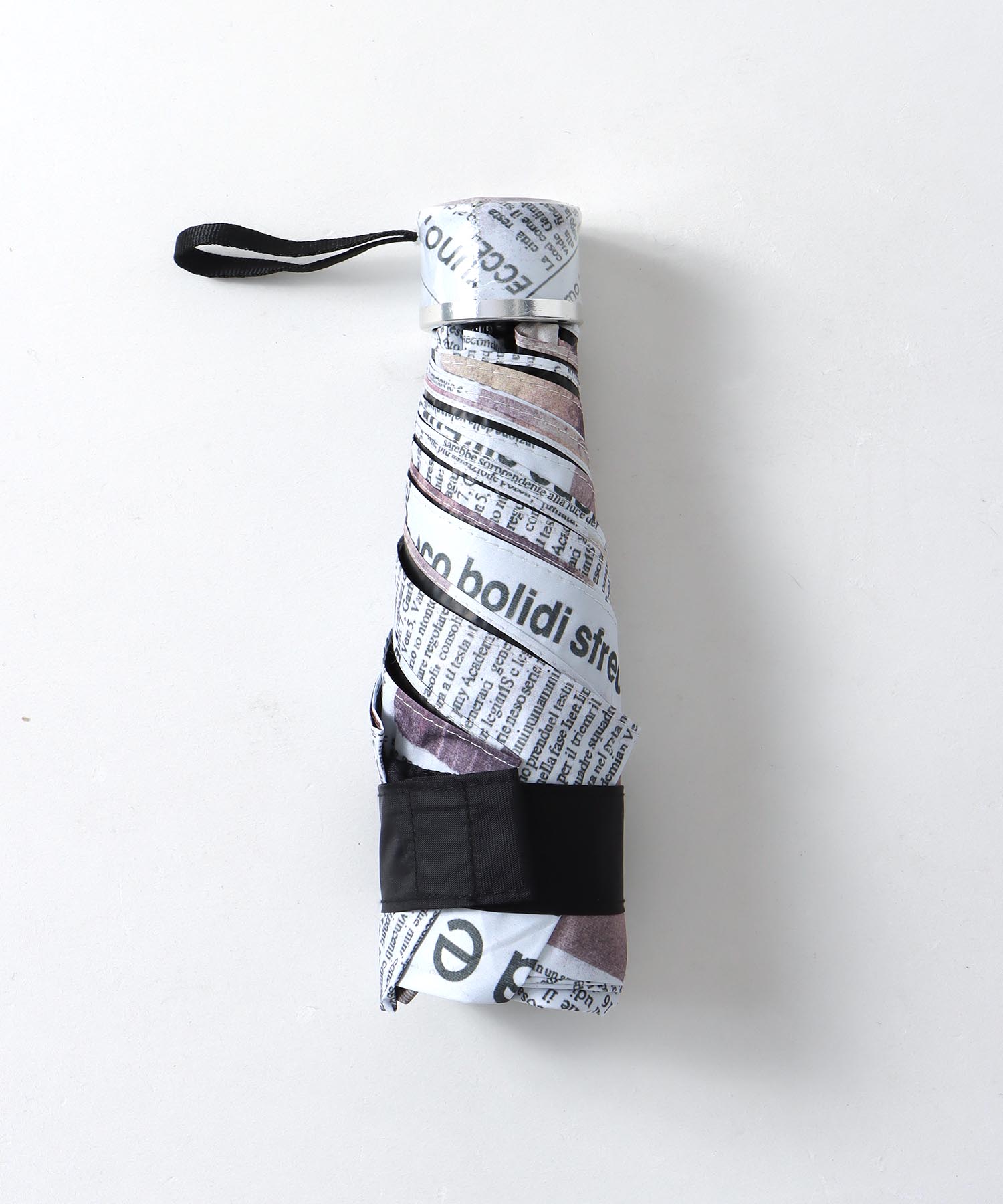 【+RING/プラスリング】ニュースペーパー柄 1級遮光折畳傘